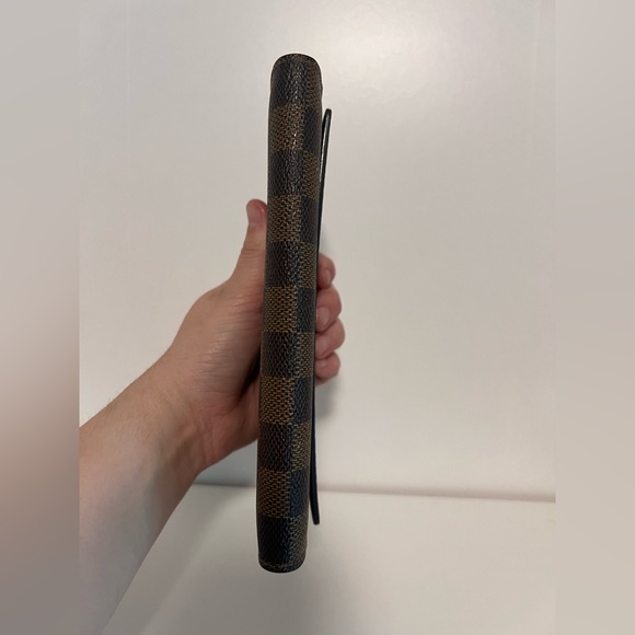 Louis Vuitton Damier Ebene Wallet with zipper pocket and card slots - Picture 6 of 12